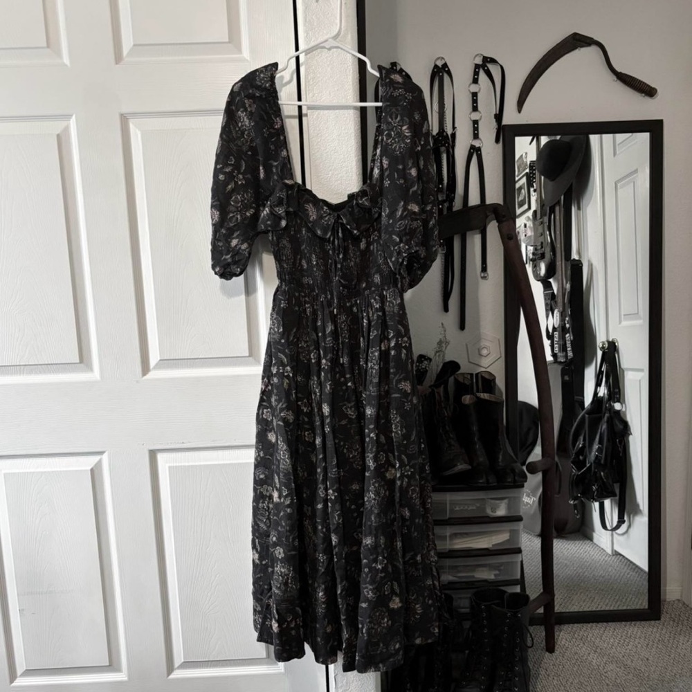 Free People Printed Oasis Shirred Smocked Square Neck Black Midi Dress S